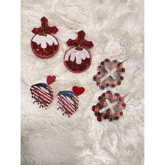 Holiday Earring Lot 3 Pair Christmas and July 4th - Picture 1 of 4